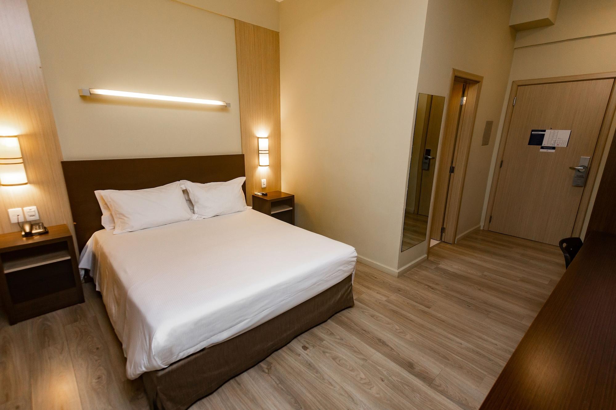 Master Cosmopolitan Moinhos De Vento Hotel Porto Alegre Exterior photo