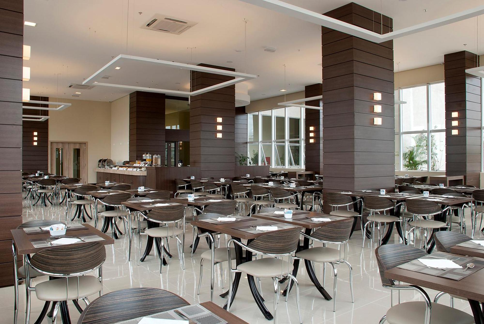 Master Cosmopolitan Moinhos De Vento Hotel Porto Alegre Exterior photo